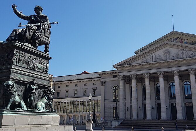 800 Years of History: A Munich GPS Audio Tour - Marienplatz to Frauenkirche: what this Munich audio walk feels like