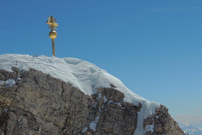A Private Zugspitze Mountain Tour and Pretzel Making Experience - Bahnhof Garmisch-Partenkirchen: The Train Ride Back to Munich