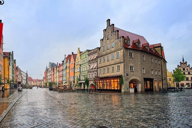 Airport Transfer: Munich Airport MUC to Munich by Luxury Van - Inside the Luxury Van: Comfort and Safety Details That Actually Matter