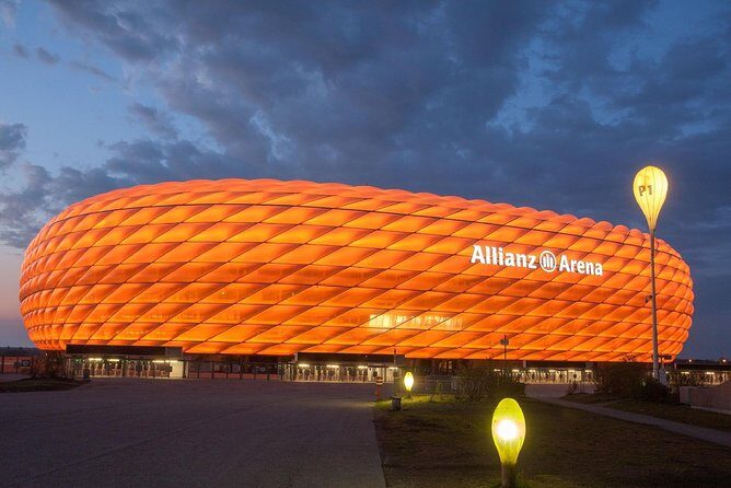 Airport Transfer: Munich Airport MUC to Munich by Luxury Van - A Simple Game Plan for a Smoother Arrival