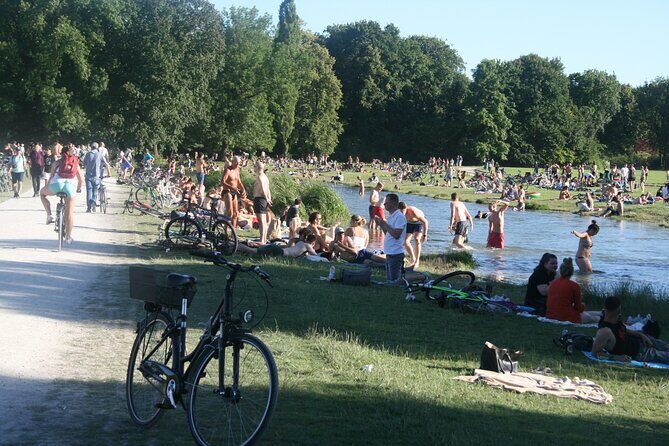 City Bike and English Garden Tour - English Garden and Chinese Tower: Beyond Postcards