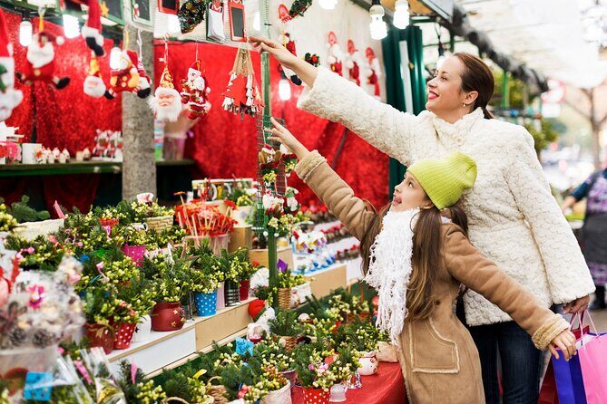 Discover Nuremberg’s Christmas Market Magic with a Local - Start at Burgstraße: finding your bearings by the Frauenkirche