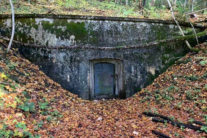 Eagle's Nest Hiking Tour - Obersalzberg ruins hike: Nazi town remnants and the walk’s storyline