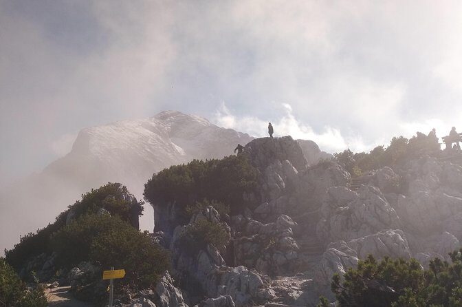 Eagle's Nest Hiking Tour - The hike itself: what the uphill feels like and how long it takes