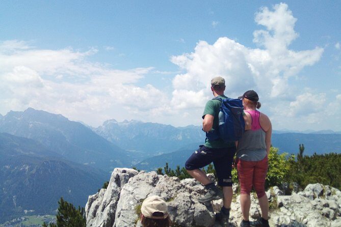 Eagle's Nest Hiking Tour - Food and comfort: snack strategy for a 5 to 6 hour day