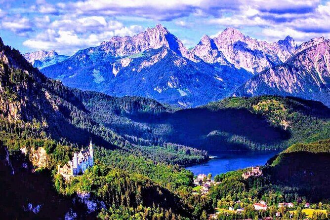EXCLUSiVE SKIP-THE-CROWDS Neuschwanstein and Linderhof Castle Tour from Munich INCL. TICKETS - Marienbrücke viewpoint strategy (and the timing warning you should heed)