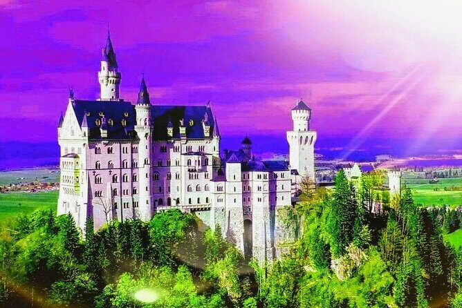EXCLUSiVE SKIP-THE-CROWDS Neuschwanstein and Linderhof Castle Tour from Munich INCL. TICKETS - Inside Neuschwanstein: what the guided time really buys you