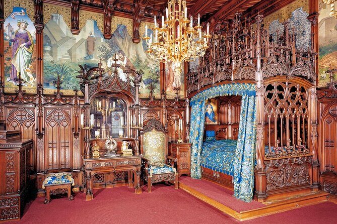 EXCLUSiVE SKIP-THE-CROWDS Neuschwanstein and Linderhof Castle Tour from Munich INCL. TICKETS - Linderhof Palace: smaller castle, big baroque performance