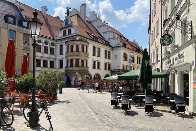 Fall in Love with Munich in a Private Old Town Walking Tour - Starting under the Isar Gate: medieval fortifications and Munich origin myths