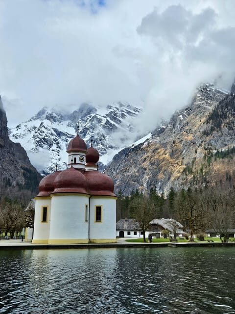 From Munich: Königssee Day Trip with Boat Ride and Salt Mine - The 2.5-Hour Ride to Berchtesgaden: Comfort Plus Countryside Commentary