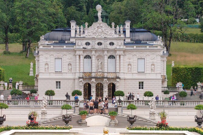 Half Day Private Tour Linderhof Castle & Oberammergau incl Ettal - Oberammergau and Ettal: two stops that balance the castle frenzy
