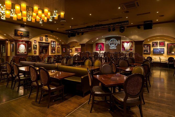 Hard Rock Cafe Munich with Set Lunch or Dinner - The set-menu options: Acoustic vs Electric