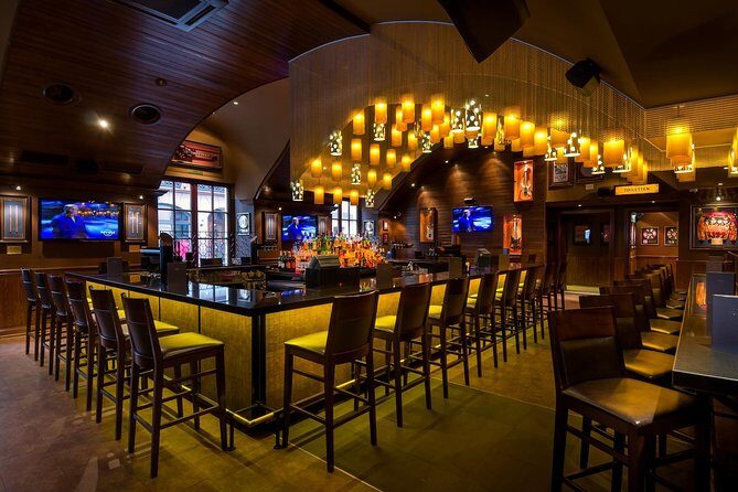 Hard Rock Cafe Munich with Set Lunch or Dinner - Location strategy: how to pair this dinner with Munich sights