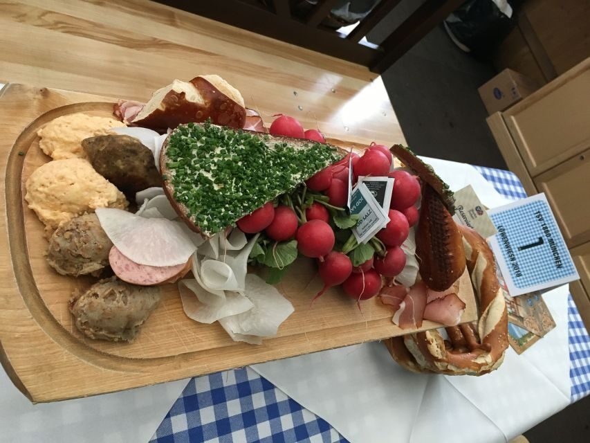 München: Oktoberfest Experience and Lunch in Tent - Snacks and Shared Boards: More Than a Side Item
