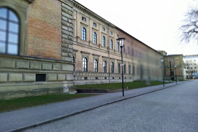 Munich: Alte Pinakothek with ticket - Paul Riedel’s artist perspective (and why it changes the tour)
