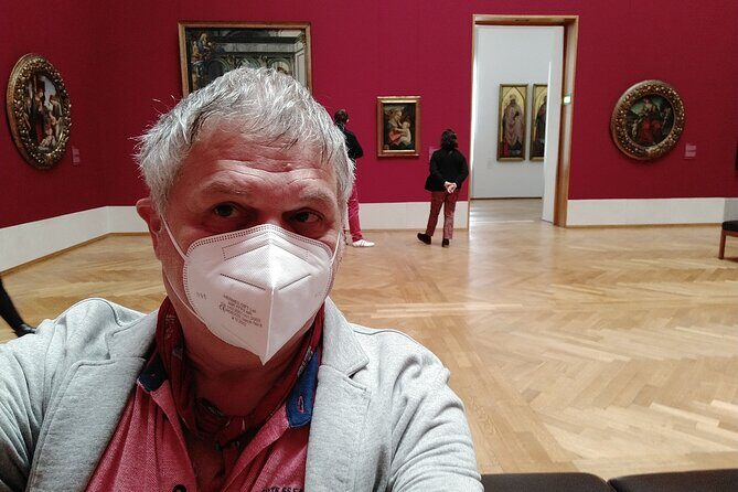 Munich: Alte Pinakothek with ticket - Small details that make your day easier