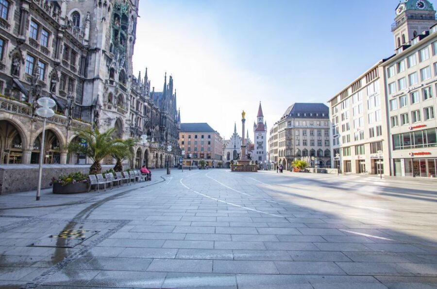 Munich: Capture the most Photogenic Spots with a Local - Local recommendations for bars, cafes, and restaurants you can actually use