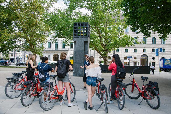 Munich City Bike Tour + Beer Garden Lunch Stop - Art and Power Stops: Pinakotheken, Wittelsbacher Brunnen, and Government Buildings