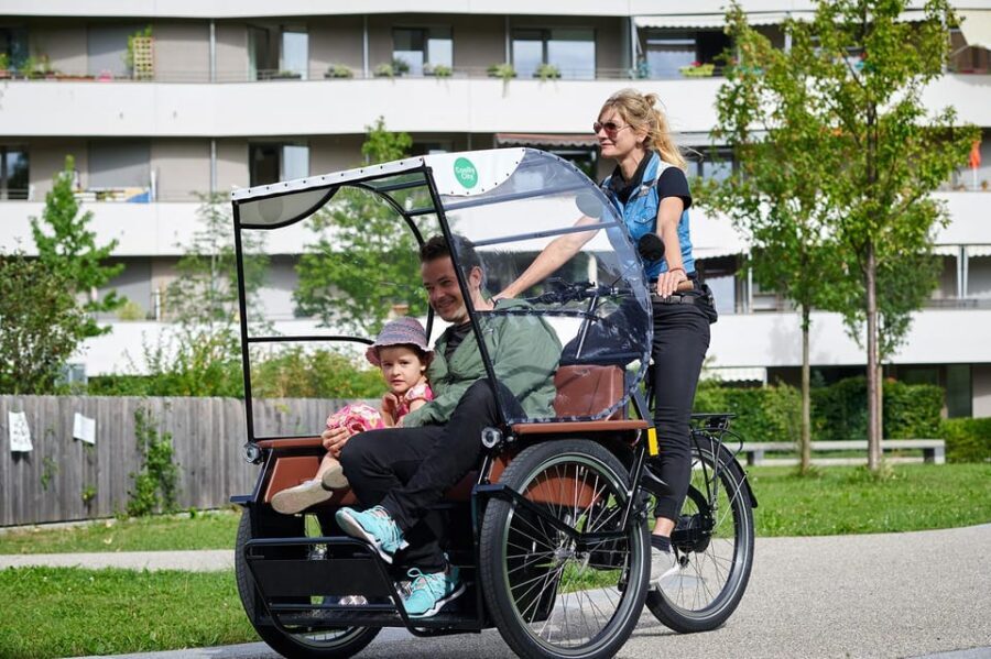 Munich: Day-rent rickshaw and explore Munich yourself - Getting started without stress: the 15-minute instruction matters