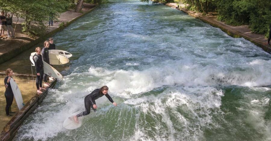 Munich: Eisbachwelle River Surfing Experience - Key things that make this Eisbachwelle surf session worth it