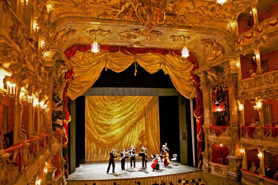 Munich: Gala Concert in the Cuvilliés Theatre - The 2-hour evening plan: how the night usually unfolds