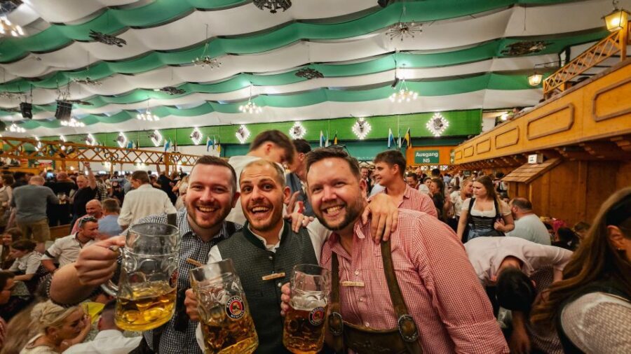 Munich: Guided Oktoberfest Experience with Beer and Lunch - The tent you don’t have to gamble on