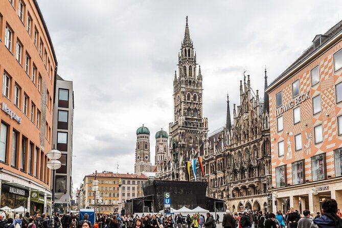 Munich History Tour: Private & Personalized with a Local Guide - St. Peter’s Church: the oldest parish and a city-view finish