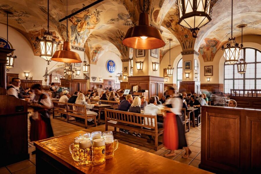 Munich: Hofbräuhaus Guided Tour with 1 Beer - Key things you’ll notice on this Hofbräuhaus tour