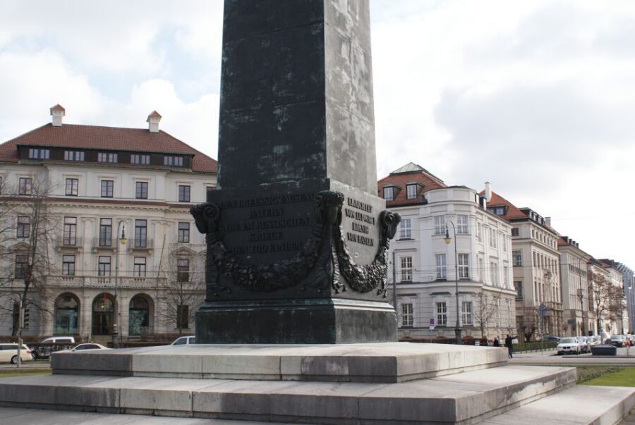 Munich: Nazi History 2-Hour Small Group Walking Tour - Group size, walking pace, and what to bring