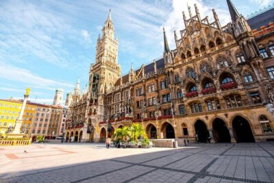 Munich: Old Town Highlights Private Walking Tour - How the private guide changes your Munich Old Town experience