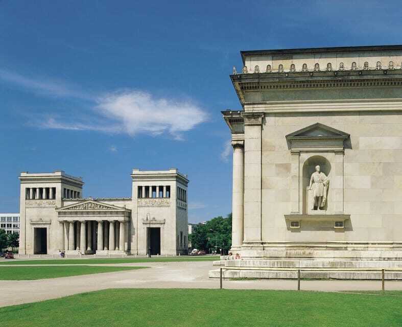 Munich: Private or Group Third Reich and WWII Walking Tour - Former Nazi headquarters and the contrast of war scars