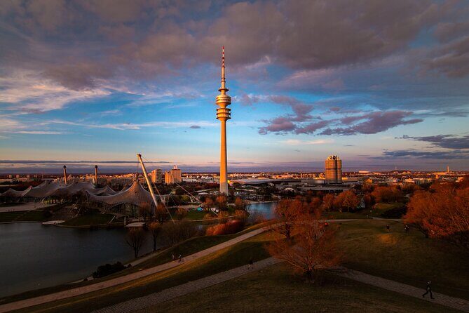 Munich: Private Walking Tour with a Local - Choosing the right vibe: first-timer or repeat visitor
