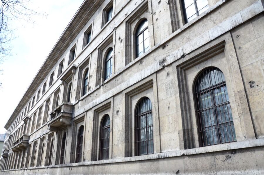 Munich: Third Reich Guided City Walking Tour - Key things you’ll notice on this Munich Third Reich walk