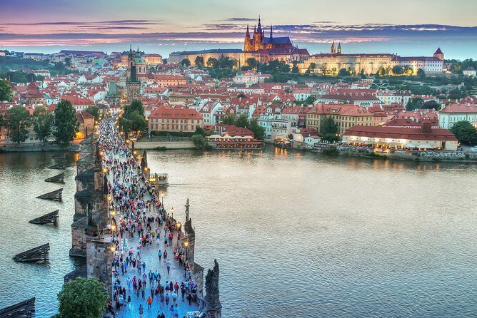Munich to Prague - Private Transfer with 2 hours of Sightseeing - Other stop options: castles, chateaux, museums, and quirky attractions