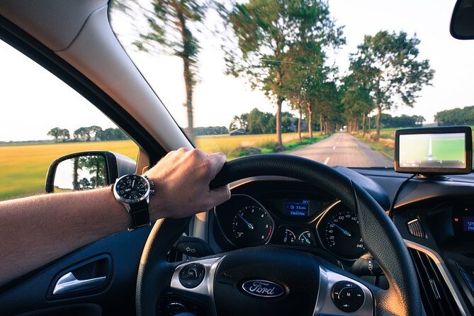 Munich to Prague - Private Transfer with 2 hours of Sightseeing - Timing, comfort, and practical planning for your 6-hour day
