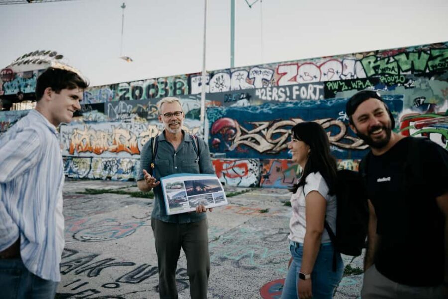 Munich's Hidden Architecture Guided Tour - Bahnwärter Thiel: turning a landmark into a story