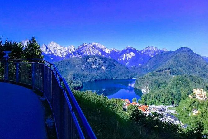 Neuschwanstein and Hohenschwangau Exclusive Skip-the-Crowds Tour - Optional stops that change the vibe: Hohenschwangau, Füssen, and bike time