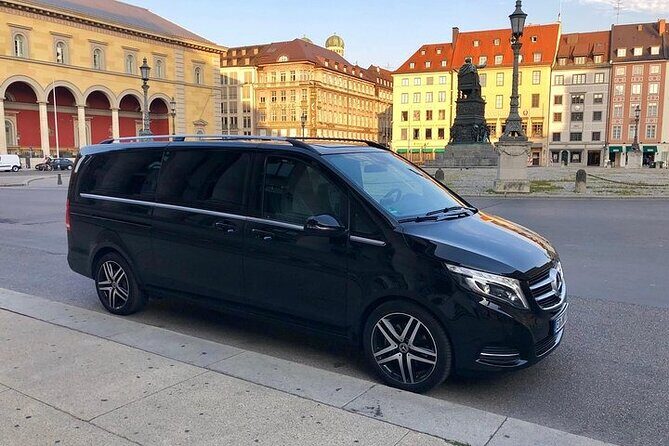 Neuschwanstein & Linderhof Castle Luxury Private Tour from Munich - The Luxury Vehicle Detail That Actually Matters