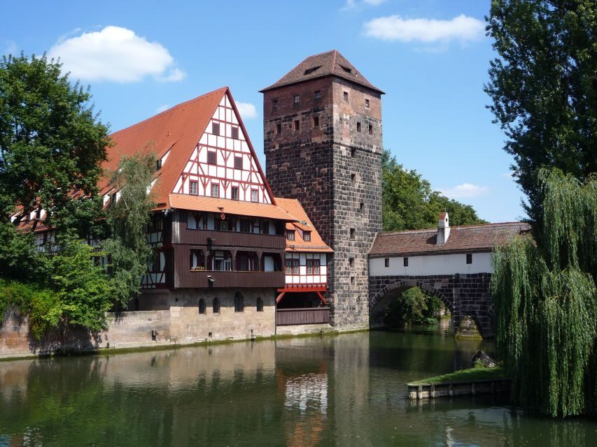 Nuremberg 2-Hour Old Town Highlights Walking Tour in English - Who should book this walk, and who should look elsewhere