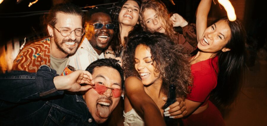 Nuremberg: Bar and Club Tour with Free Shots and Free Entry - The Final Club: VIP Entry and the End-of-Night Kick