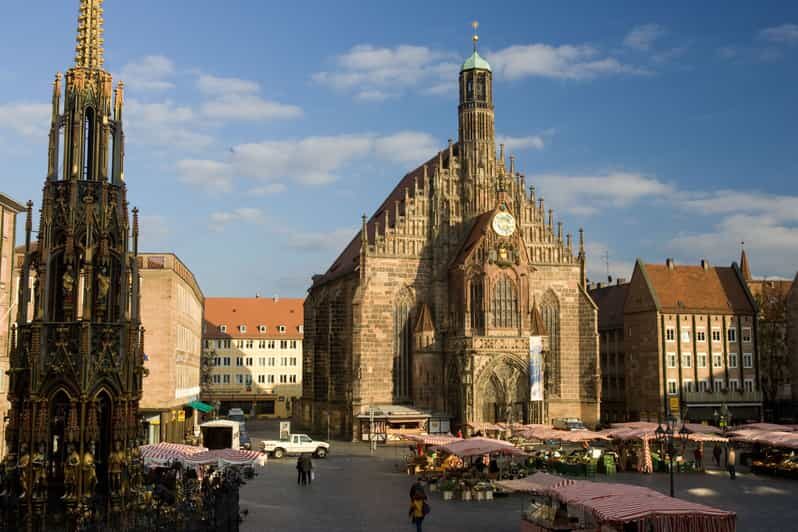 Nuremberg: Traditional Food Tasting and Sightseeing Tour - Bratwurst Glöcklein: Nuremberg sausage as your baseline taste