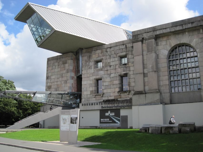 Nuremberg: World War II Tour with Hotel Pickup - Palace of Justice: where the Nuremberg trials were held
