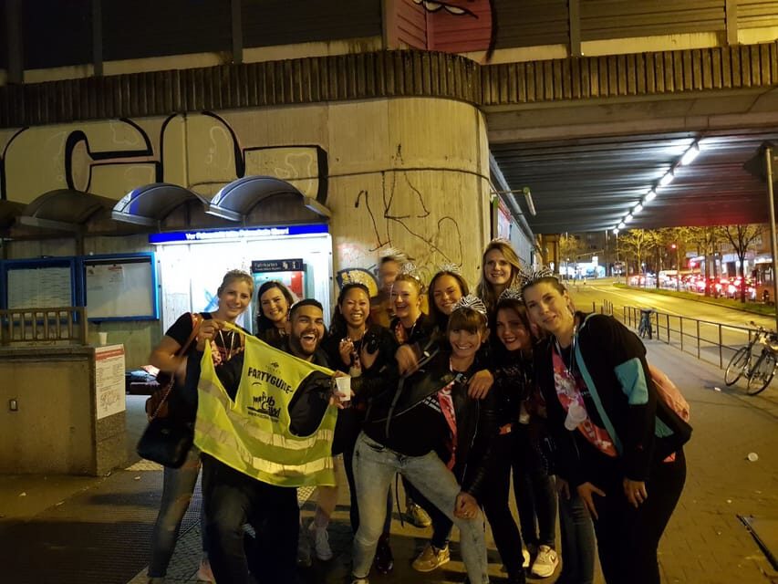Nürnberg Bachelor(ette) Party with Night PubCrawl - The Welcome Schnapps: Your Night Gets Rolling Right Away