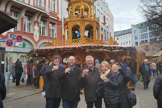 Original Munich Christmas Market Tour with Festive Wine and Food - Odeonsplatz and the Residence Courtyard: Quick Stop, Strong Atmosphere