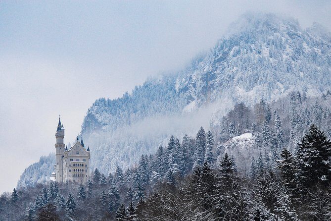 Private Castle Tour from Munich: Neuschwanstein, Hohenschwangau, and Linderhof - Stop 3: Linderhof Castle park for a lighter finish