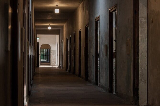 Private Dachau Concentration Camp Tour with Private Transfer from Munich - Price and Value: What $374.88 Buys You