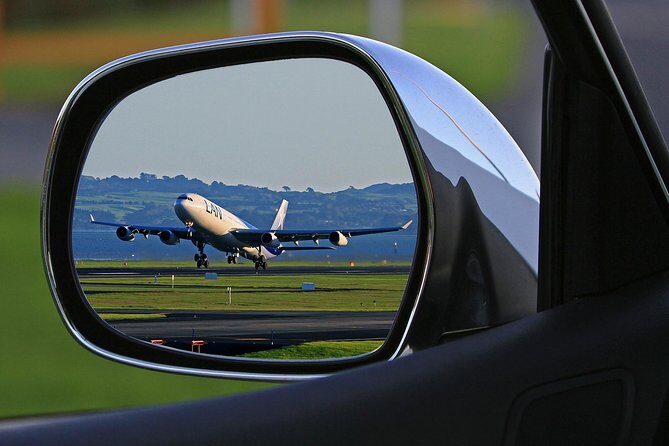 Private Departure Transfer: Munich Airport - Flight delays: the waiting rule that actually matters