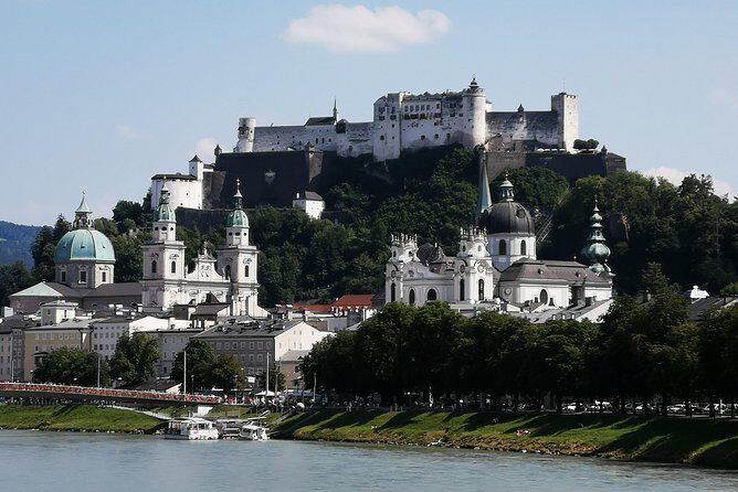 Private Eagles Nest & Salzburg Mini Van Tour incl. S.O.M sights - A smart way to connect Eagle’s Nest, Mozart, and Sound of Music