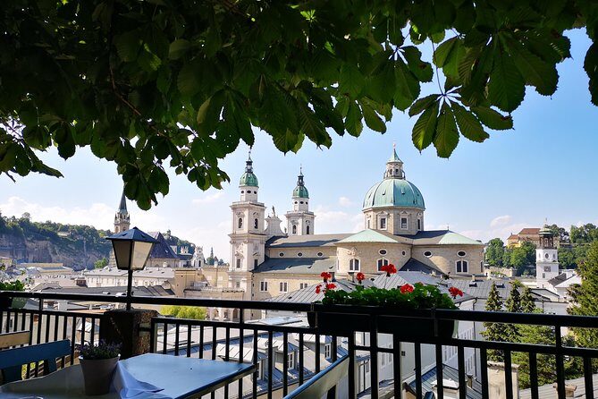 Private Eagles Nest & Salzburg Mini Van Tour incl. S.O.M sights - Stop 1: Ramsau bei Berchtesgaden for that postcard photo