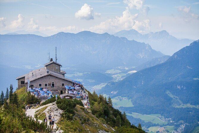 Private Eagles Nest & WWII Doku Center Tour incl. Tickets & Lunch - What you’re really buying: a controlled day with Sepp at the wheel